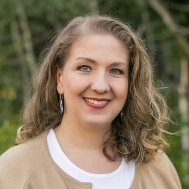 Photo of Annette Lyon