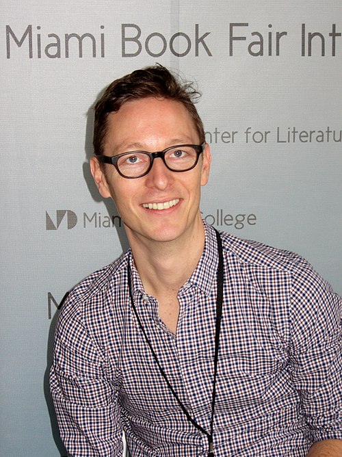 Photo of Eliot Schrefer
