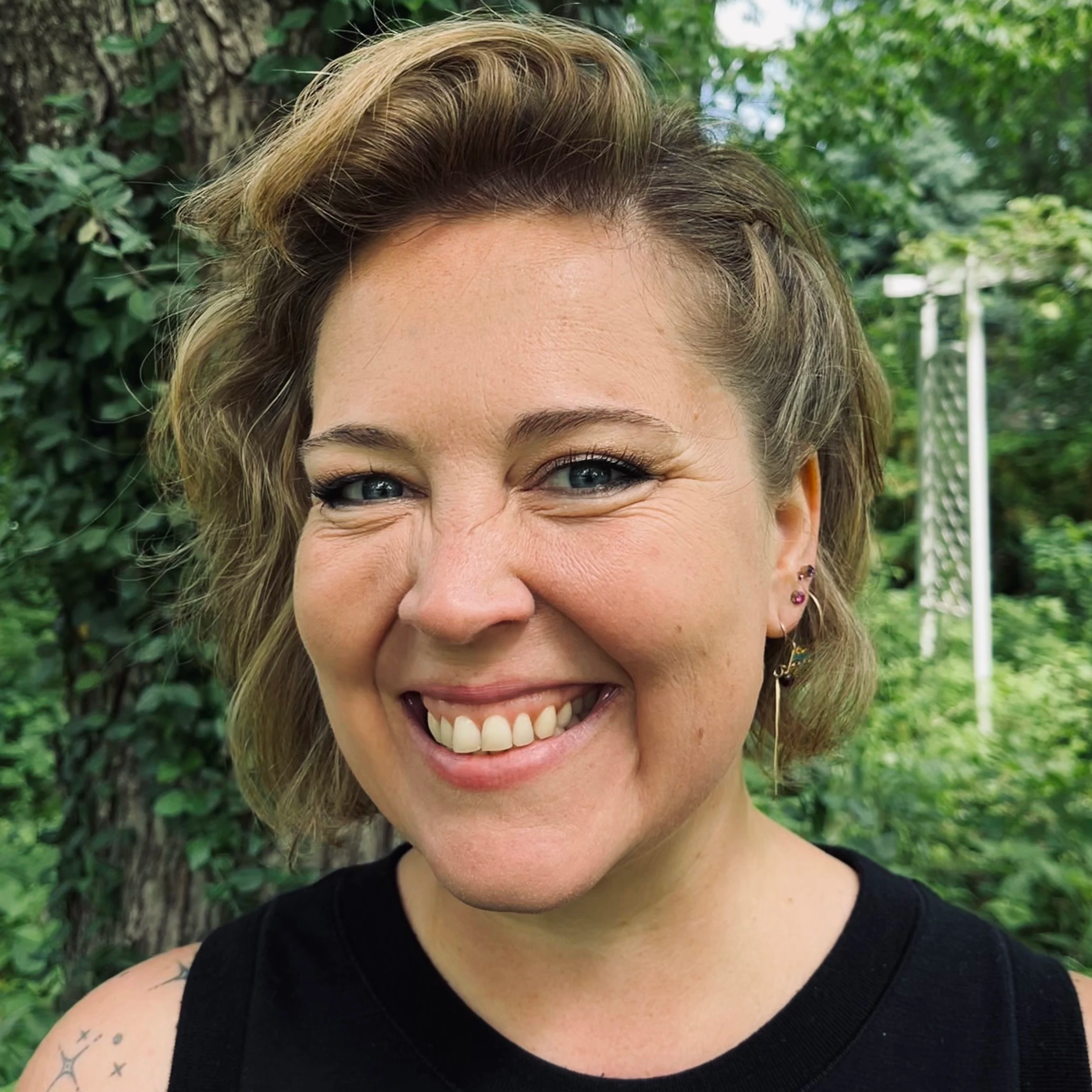 Photo of Tessa Gratton