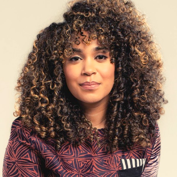 Photo of Elizabeth Acevedo