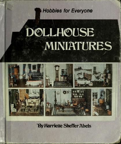 Dollhouse miniatures